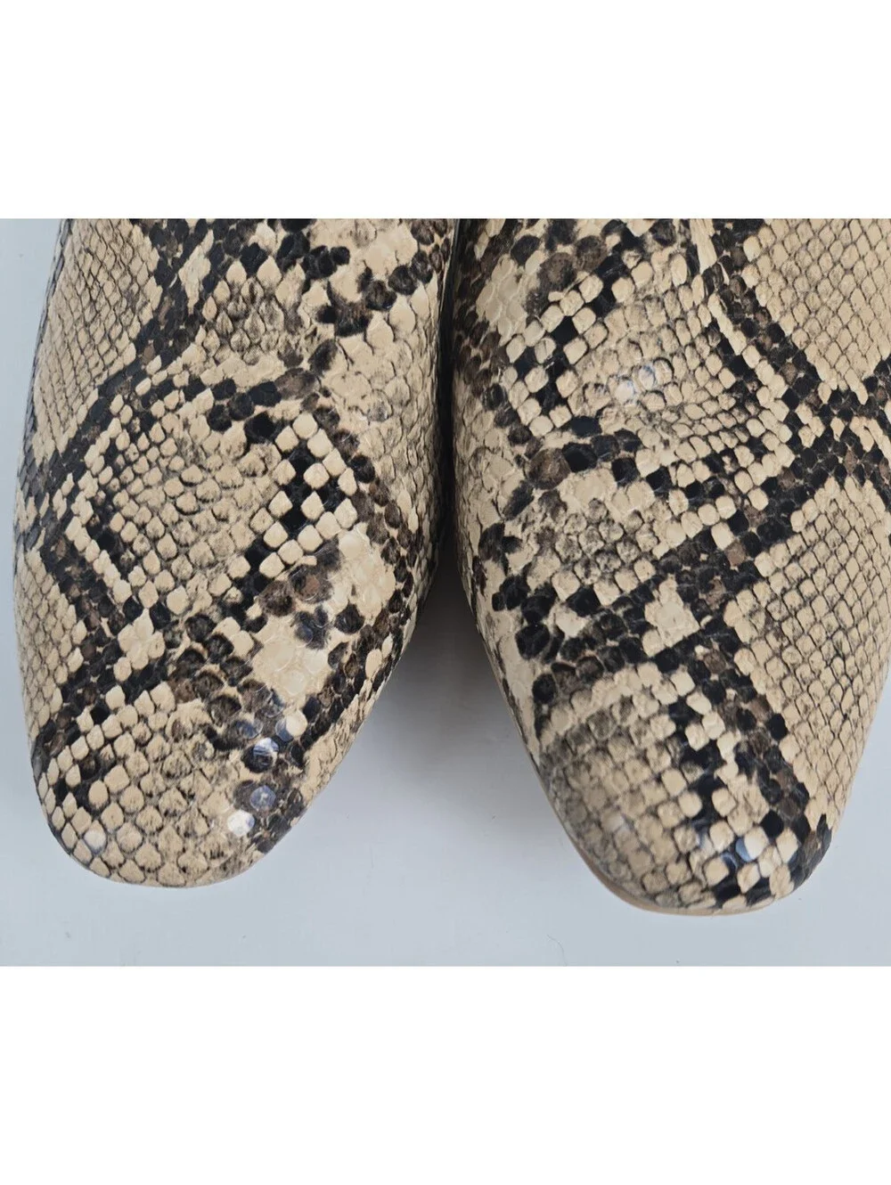 Banana Republic Gray Leather Snake Print Slide Flats Mules Almond Toe US 6